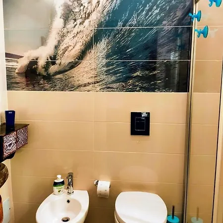 ゲストハウス La Gemma Delle 5 Terre ラ・スペツィア